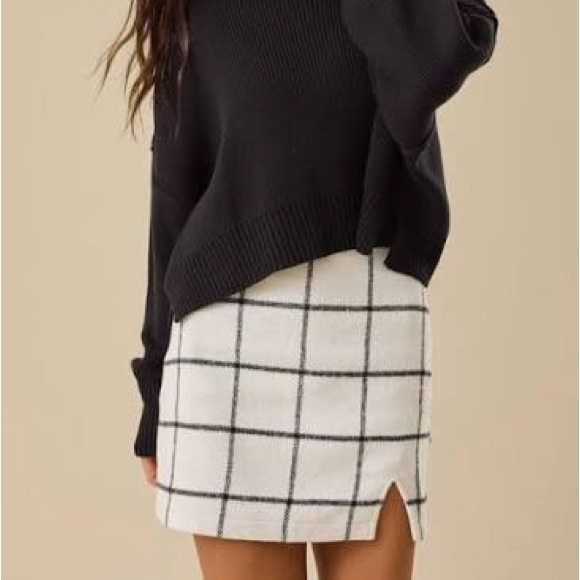 Altar'd State Dresses & Skirts - Altar'd State White & Black Windowpane Mini Skirt
